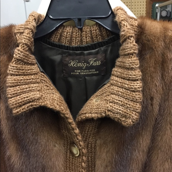 Authentic Henig demi buff fur. Size large - Picture 3 of 8